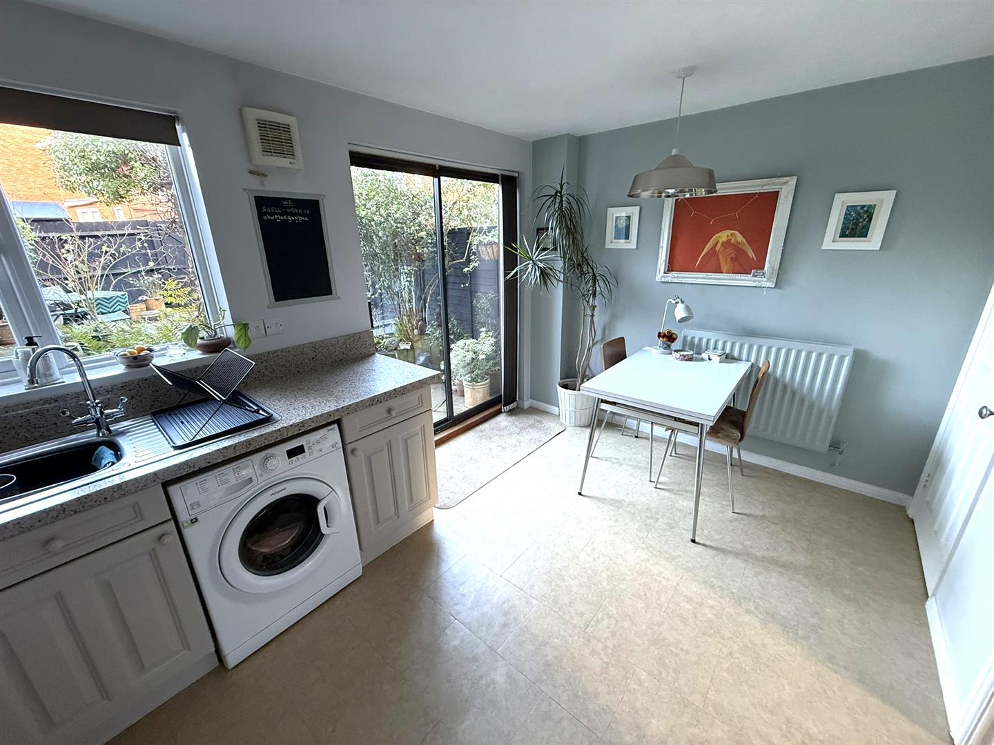 Foxgrove, Chippenham